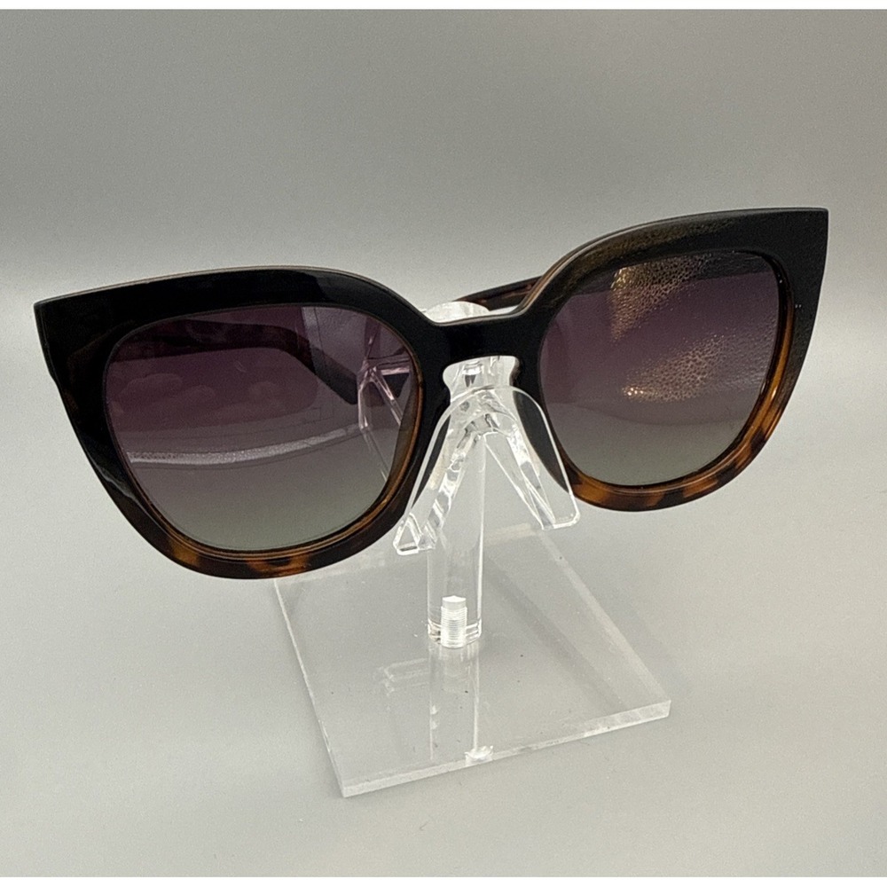 RARE Quay Australia Noosa Cat Eye Tortoise Shell Sunglasses Black Gradient Ombre